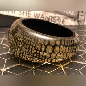 LUCITE Bangle in Black with Gold Design Motifs